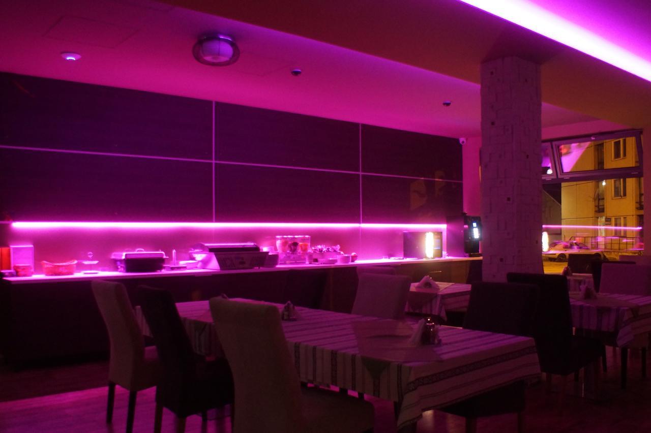 Hotel Fitromax Ajka ภายนอก รูปภาพ