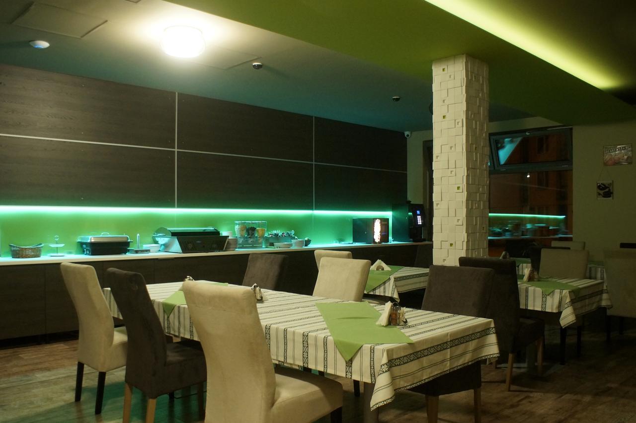 Hotel Fitromax Ajka ภายนอก รูปภาพ